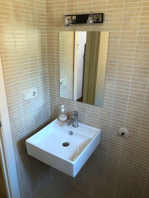 Mirador De Sant Llorenc - Acogedor Apartamento 6P Ґуардіола-да-Барґаза Екстер'єр фото